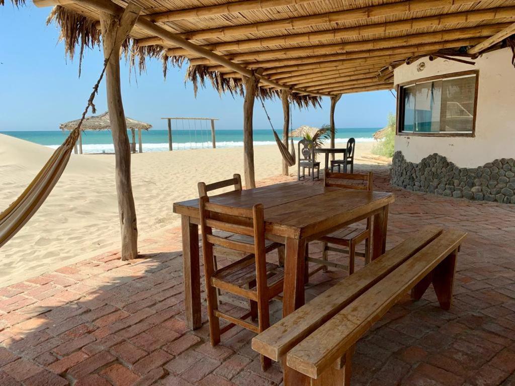 Inkawasi Hotel Los Órganos Екстериор снимка