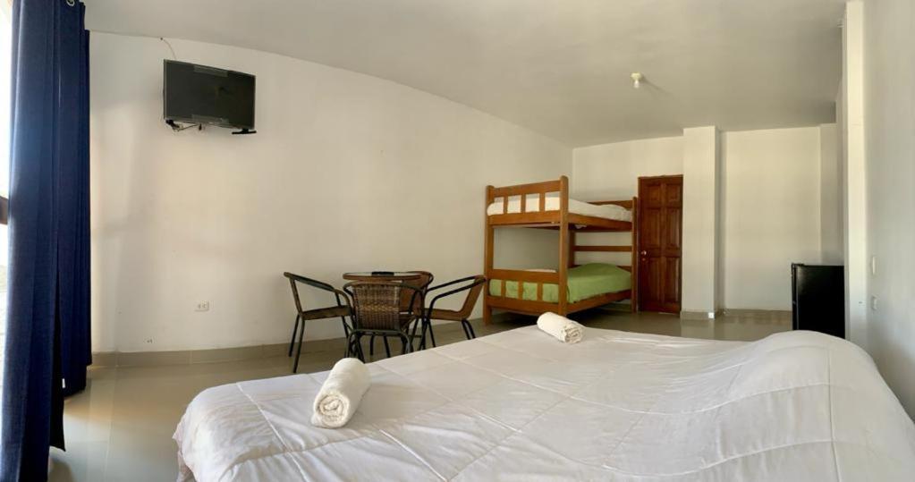 Inkawasi Hotel Los Órganos Екстериор снимка
